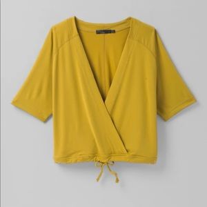Prana Narkanda flowy yoga yellow citron top (medium)